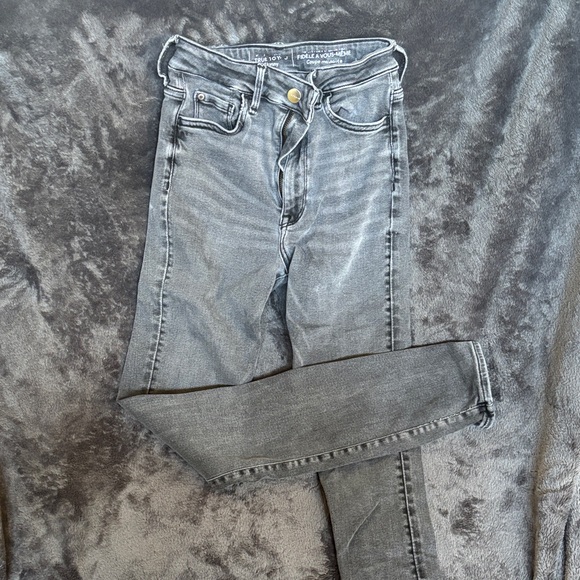 H&M Women's Dark Gray Skinny Jeans - Picture 1 of 2